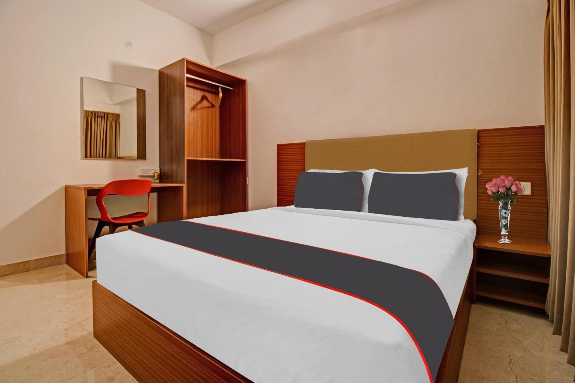Super Collection O Petals Otium Business Hotel Bangalore Ngoại thất bức ảnh