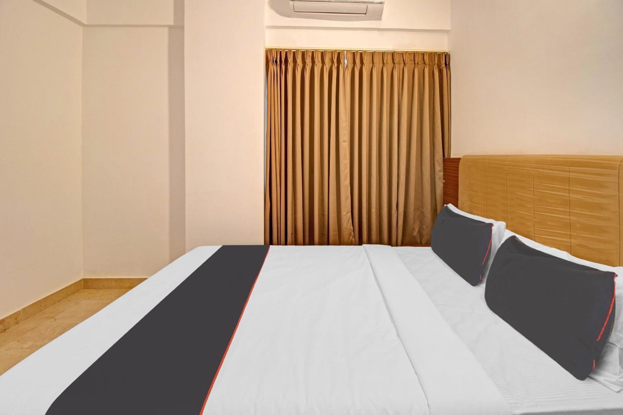 Super Collection O Petals Otium Business Hotel Bangalore Ngoại thất bức ảnh
